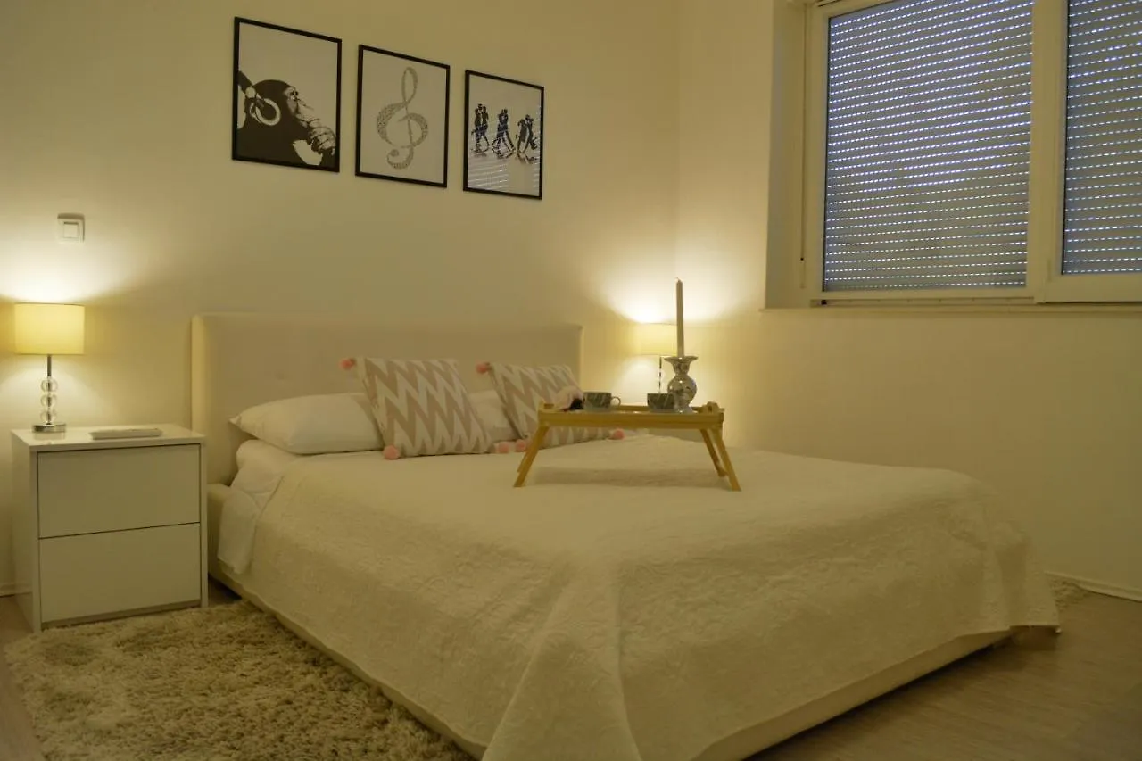 Apartment Seven Split